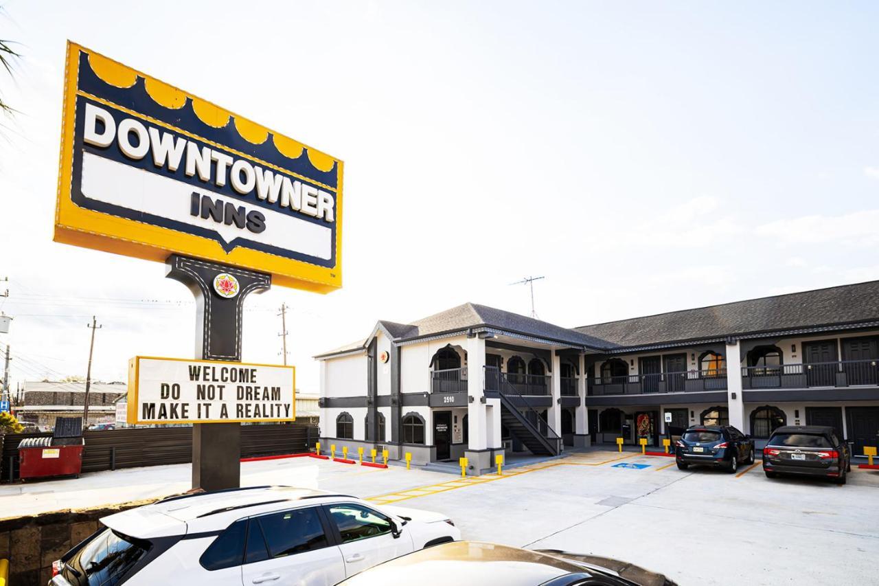 Hotel Downtowner - Downtown & Convention Center *
